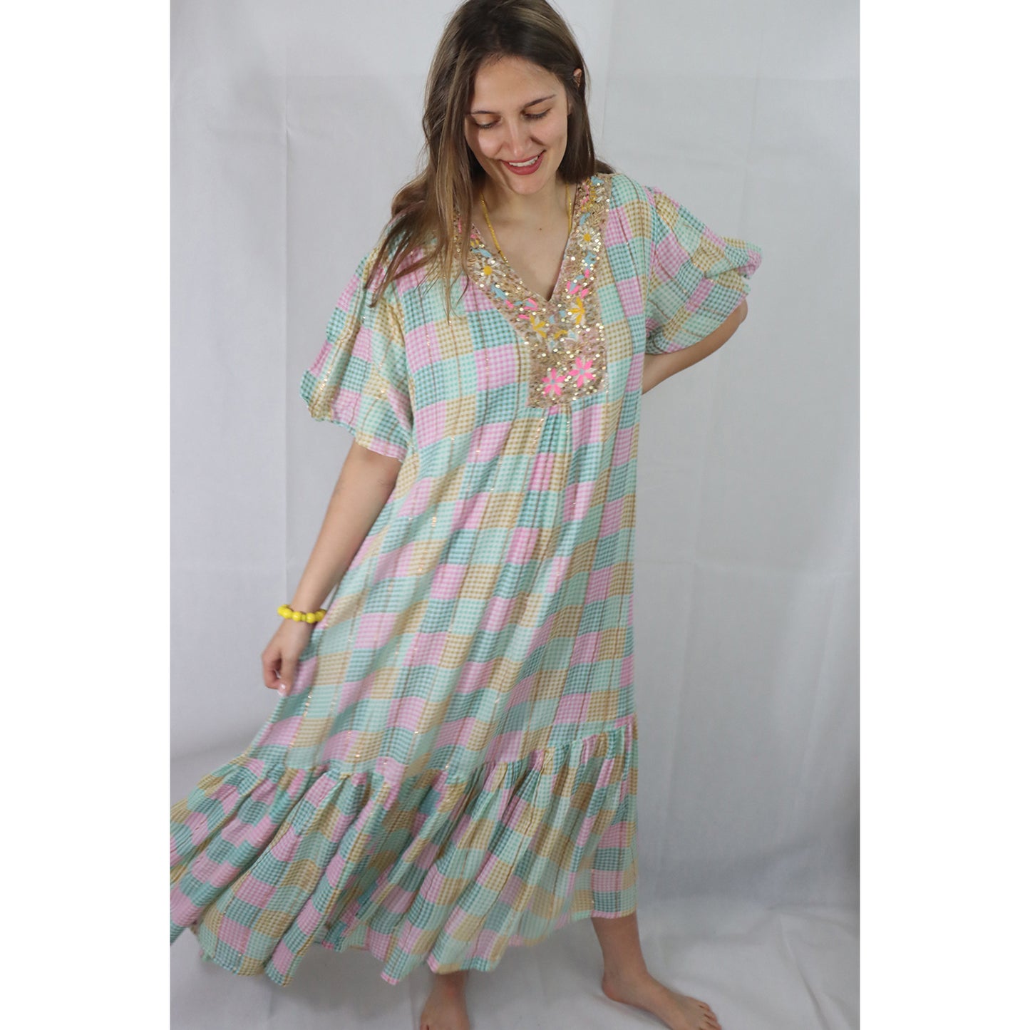 Buntes Boho-Kleid mit Pailletten